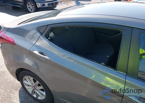 2014 Hyundai Elantra Se z USA, uszkodzony, nr VIN 5NPDH4AE6EH488067